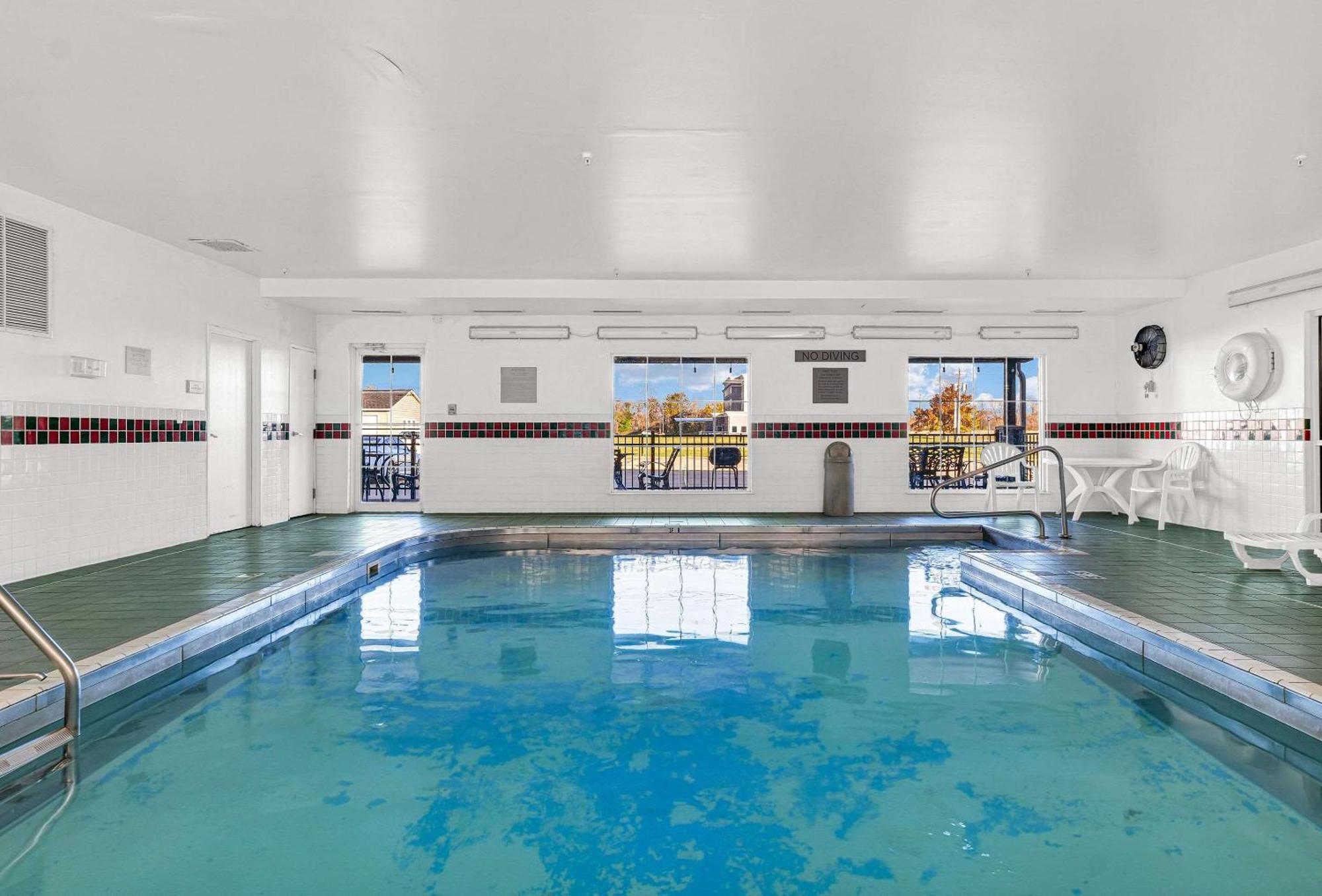 Country Inn & Suites By Radisson, Decatur, Il Esterno foto
