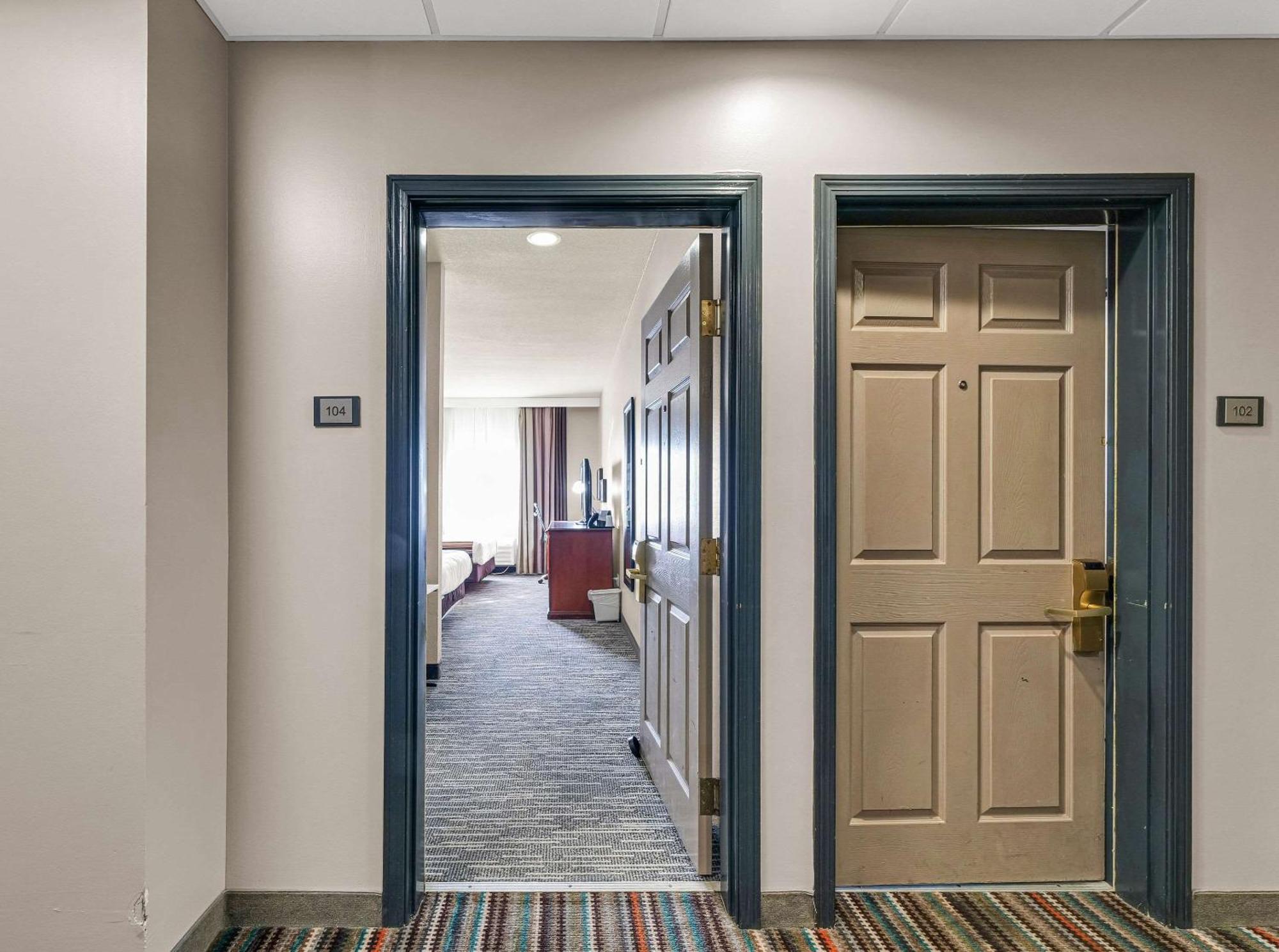 Country Inn & Suites By Radisson, Decatur, Il Esterno foto